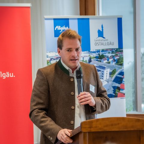 Grußwort von Bürgermeister Maximilian Eichstetter beim Tourismusforum 2023  Grußwort von Bürgermeister Maximilian Eichstetter beim Tourismusforum 2023