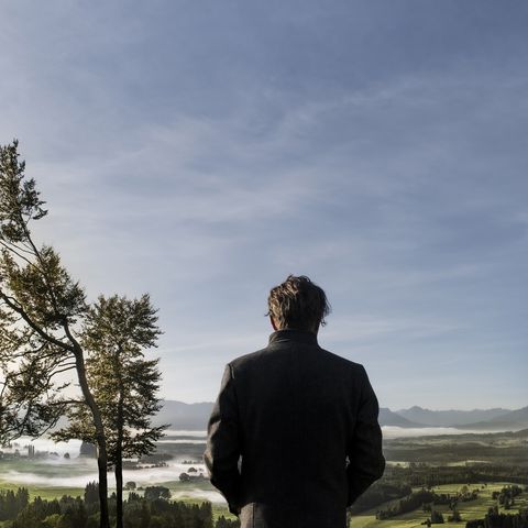 Ausblick vom Buffernandel am Auerberg Ausblick vom Buffernandel am Auerberg auf den Schlosspark und die Ammergauer und Allgäuer Alpen.