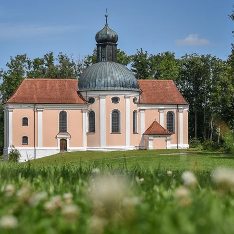 Maria Seelenkapelle auf dem Seelenberg bei Eggenthal Maria Seelenkapelle auf dem Seelenberg bei Eggenthal im Ostallgäu.