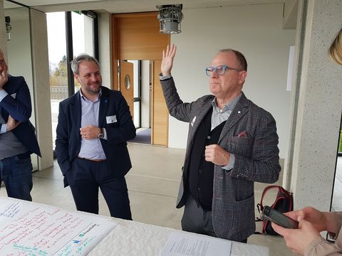 Beteiligung am World-Café Beteiligung am World-Café im Rahmen des Tourismusforums 2019 im Festspielhaus Füssen.