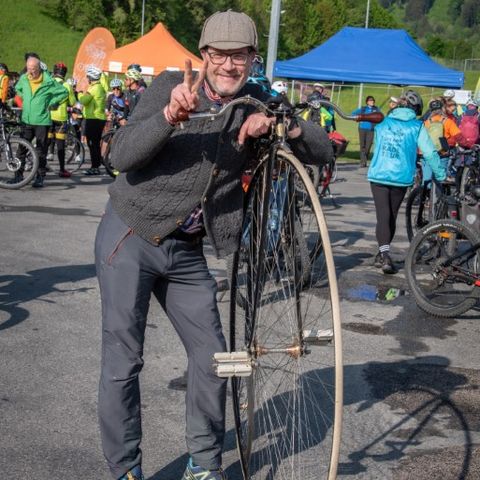 Auch das eine oder andere besondere Fahrrad war auf der Radltour unterwegs.  Auch das eine oder andere besondere Fahrrad war auf der Radltour unterwegs.