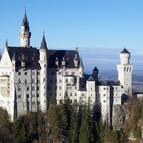 Schloss Neuschwanstein bei Schwangau Schloss Neuschwanstein bei Schwangau im Ostallgäu.