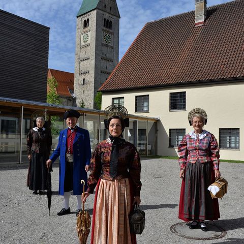 Traditionelle Tracht im Markt Obergünzburg Traditionelle Tracht im Markt Obergünzburg im Ostallgäu.